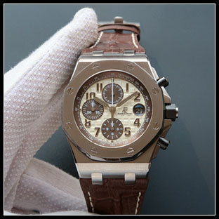 オーデマピゲ メンズ 42mm シースルーバック 自動巻き腕時計 26470ST
