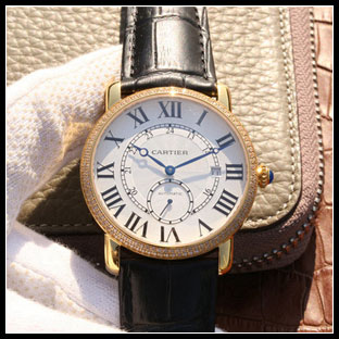 カルティエ メンズ 40mm シースルーバック 自動巻き腕時計