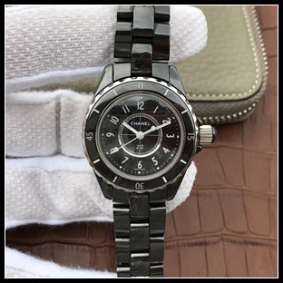 シャネル J12 レディース セラミック 33mm クォーツ腕時計