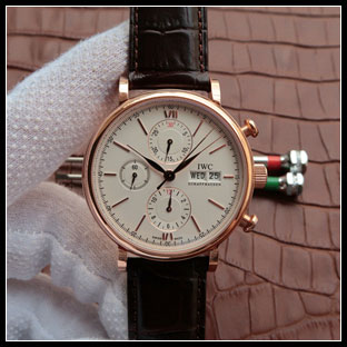 IWC 42mm メンズ 自動巻き式腕時計