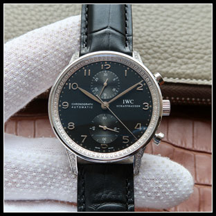 IWC 40.9mm メンズ 自動巻き式腕時計