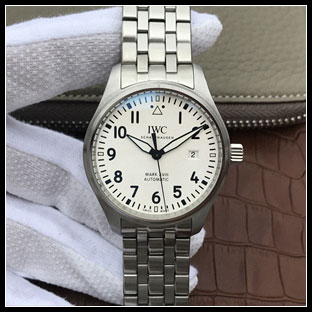 IWC 40mm メンズ 自動巻き式腕時計