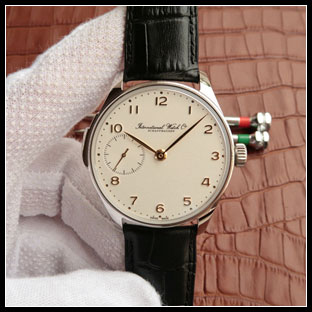 IWC シースルーバック 43mm メンズ 手巻き式腕時計