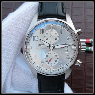 IWC 43mm メンズ 自動巻き式腕時計