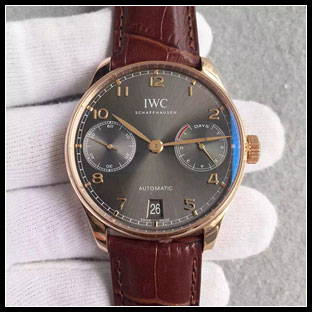 IWC シースルーバック 42.3mm メンズ 自動巻き式腕時計