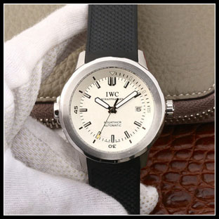 IWC 42mm メンズ 自動巻き式腕時計