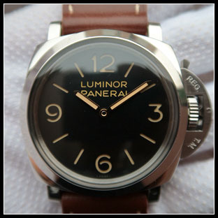 パネライ シースルーバック メンズ 47mm 手巻き式腕時計 PAM372