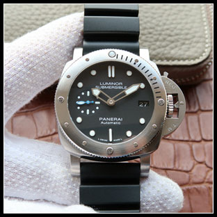 パネライ シースルーバック メンズ 42mm 自動巻き腕時計 PAM00682