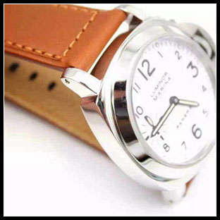 パネライ メンズ 44mm 手巻き式腕時計 PAM113