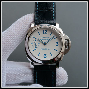 パネライ メンズ 44mm 手巻き式腕時計 PAM786B