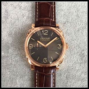 パネライ メンズ 42mm P.2002手巻き式腕時計 PAM439