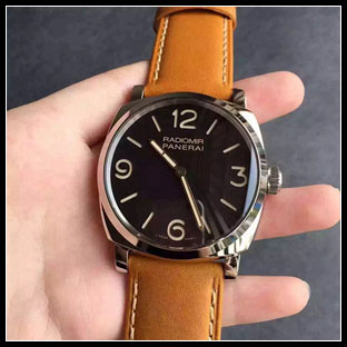 パネライ メンズ 47mm 手巻き式腕時計 PAM662