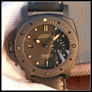 パネライ メンズ 47mm 自動巻き腕時計 PAM607