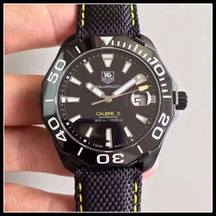 タグホイヤー メンズ 43mm 自動巻き腕時計 WAY218A.FC6362