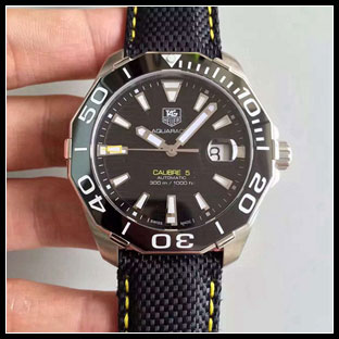 タグホイヤー メンズ 41mm 自動巻き腕時計 WAY211A.FC6362